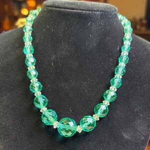 Beautiful crystal/glass beaded necklace